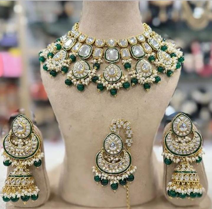 Taksh Creation Gold-Plated Kundan Bridal Jewellery Set